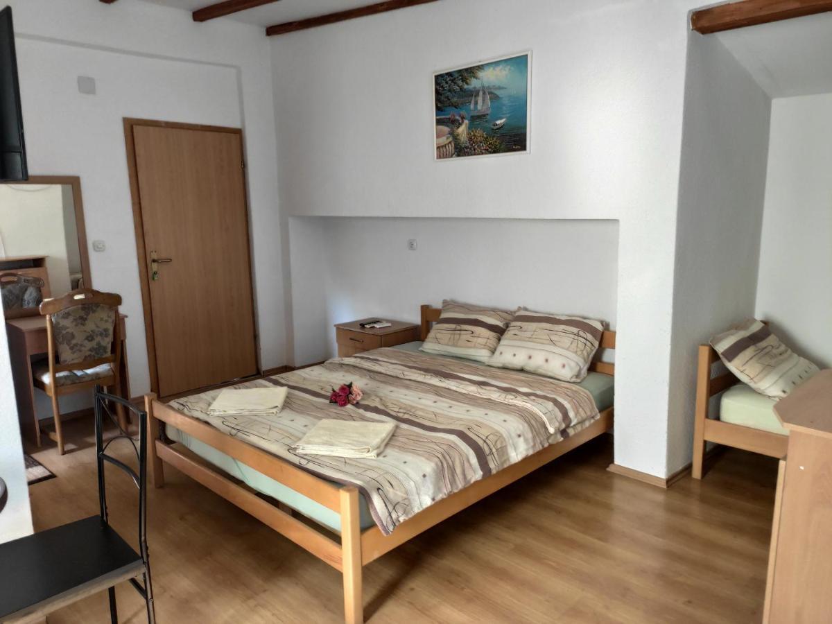 Villa Kliment Ohrid Buitenkant foto